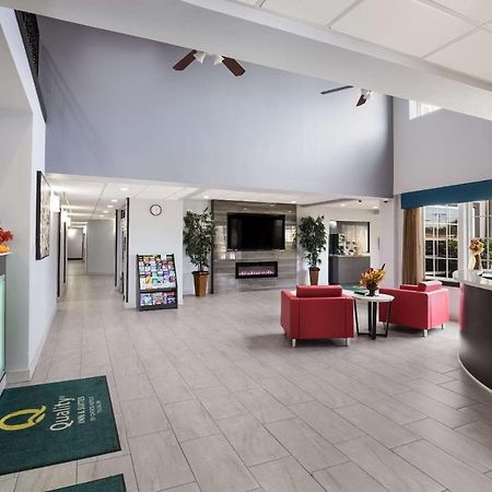 Quality Suites I-44 Талса Екстер'єр фото