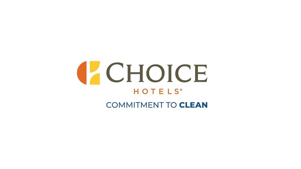 Quality Suites I-44 Талса Екстер'єр фото