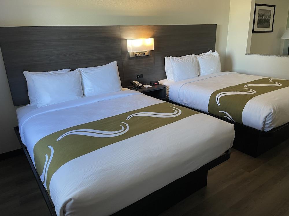 Quality Suites I-44 Талса Екстер'єр фото
