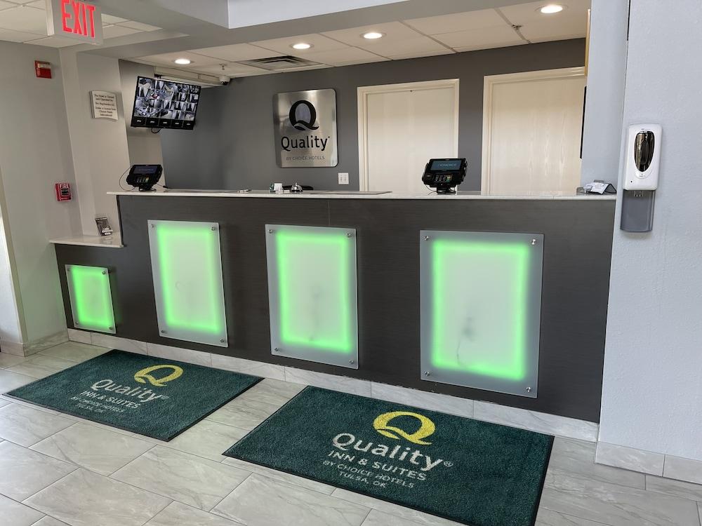 Quality Suites I-44 Талса Екстер'єр фото